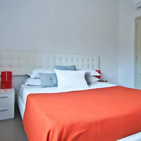 Vila Elena Camastra