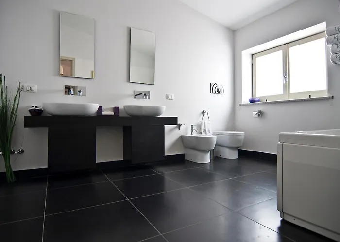 Вилла Elena Camastra