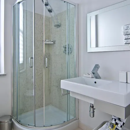 Elena Villa Camastra