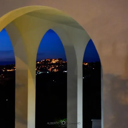 Elena Villa Camastra